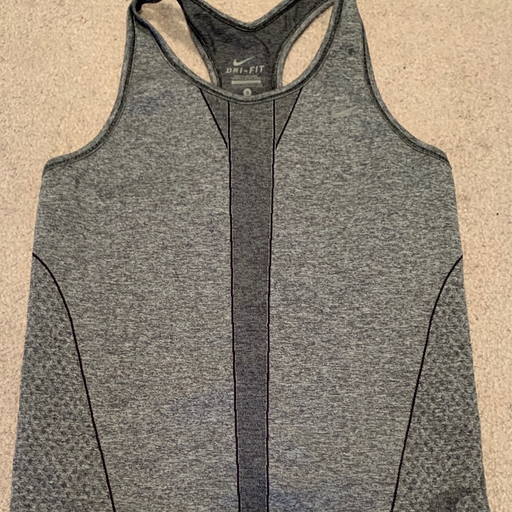 Nike Drifit tank size S